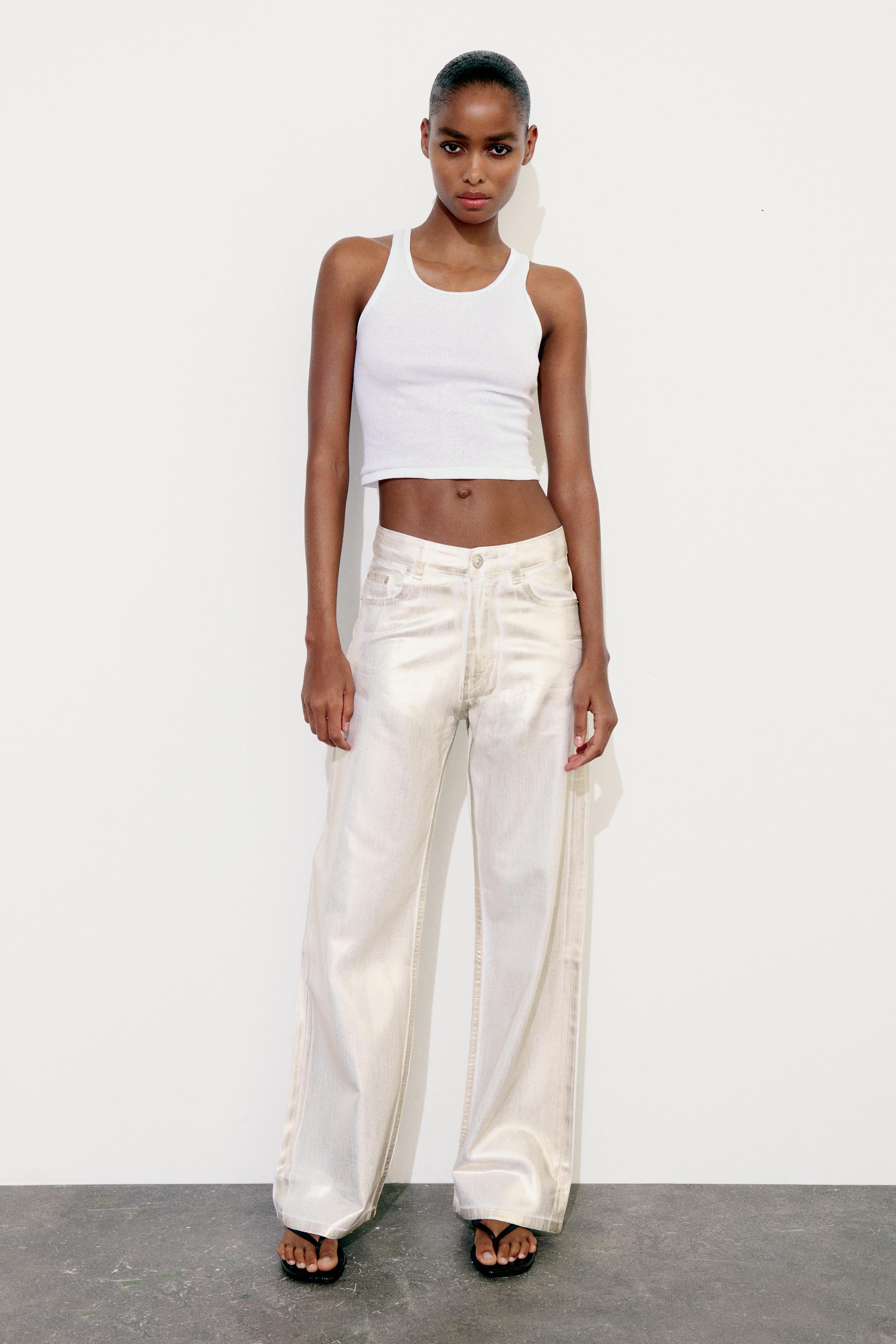 

ШОРТЫ-БЕРМУДЫ СО СРЕДНЕЙ ПОСАДКОЙ СО ШТОРАМИ