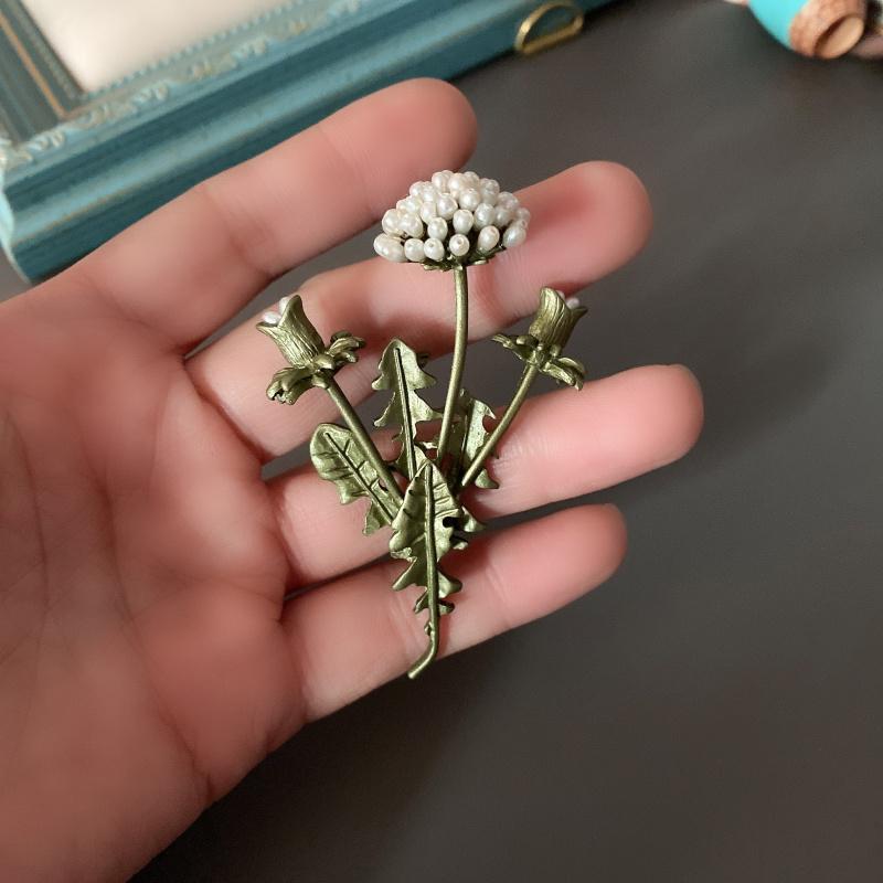Frauen Vintage Blume Perle Broschen Pins Palace Emaille Pflanze Brosche Pin Corsage Dame Hochzeit Party Elegante Abzeichen Schmuck