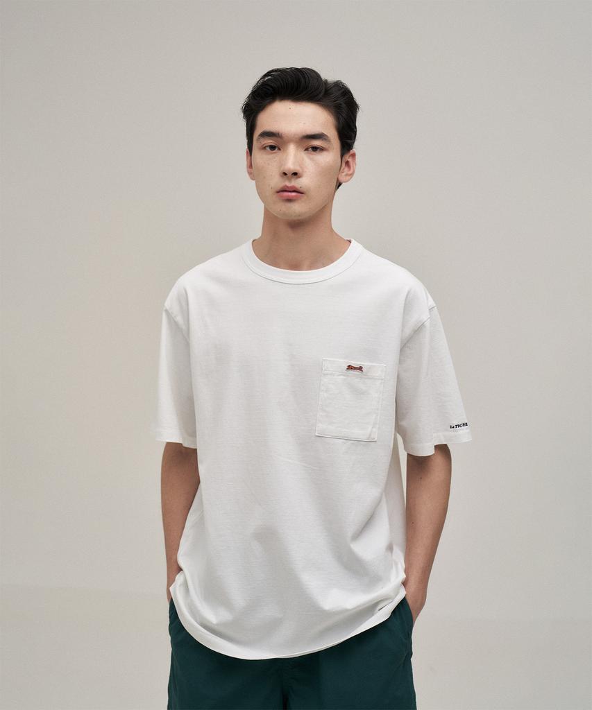 LE TIGRE Klassische Pocket T-Shirts (Nicht-gerade weiss)