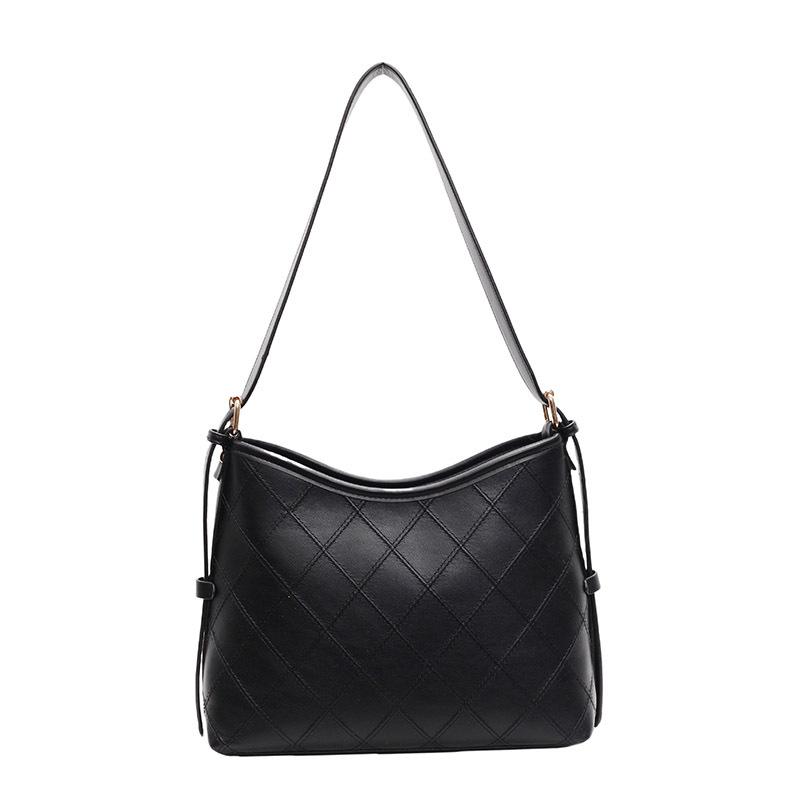 

Модная маленькая сумка женская летняя новая простая ромбовидная сумка-мессенджер популярная текстурная сумка на плечо подмышку чёрный