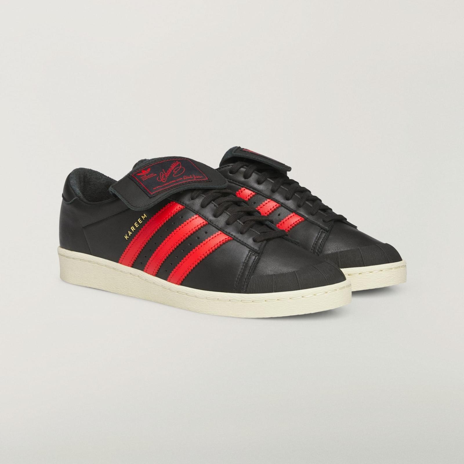 JP6111 Willy Chavarria adidas Originals Jabbar Low Core Black Core (Men s) 10