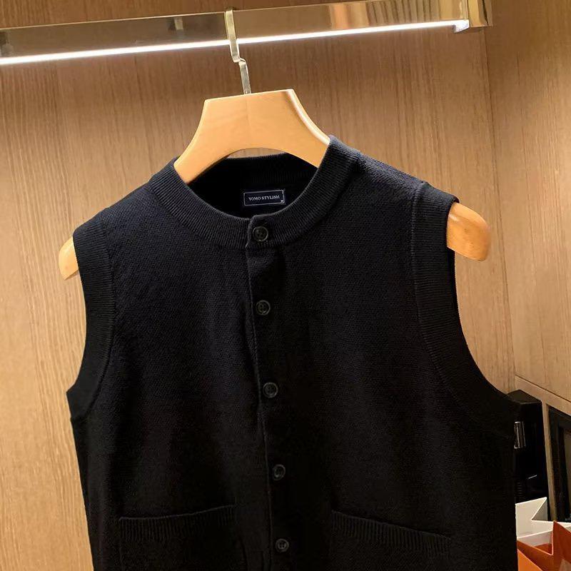 European & American Men's Retro Knitted Cardigan Vest - Autumn Round Neck Sweater