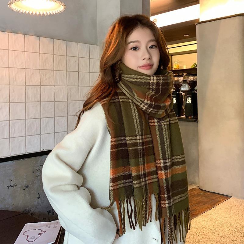 2025 Korean imitation cashmere scarf women's autumn and winter high-end warm shawl cute versatile plaid scarf
