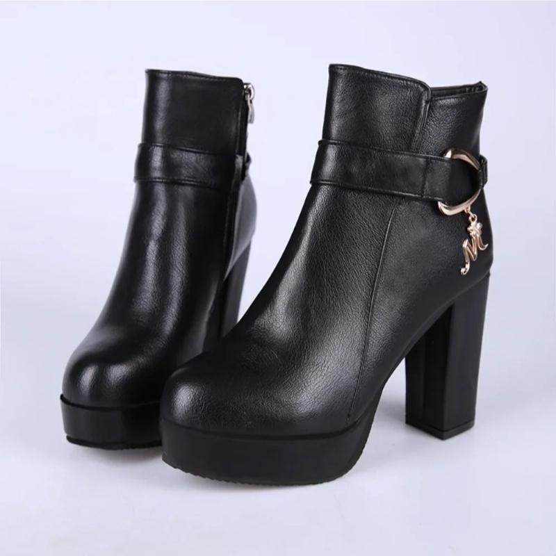 2026 autumn and winter plus thick heel high-heeled women's short boots with plush warm leather boots, fashionable low cut boots