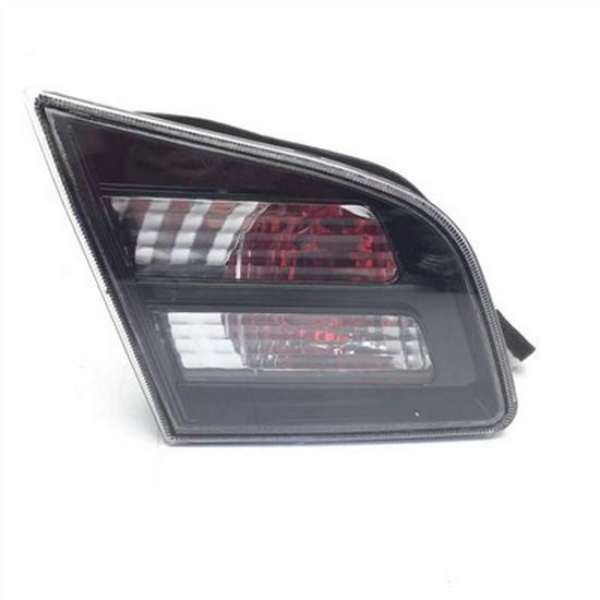 

09101112 Yuexiang Old Model Rear Taillight Assembly with Reversing Light 1 piece - Other