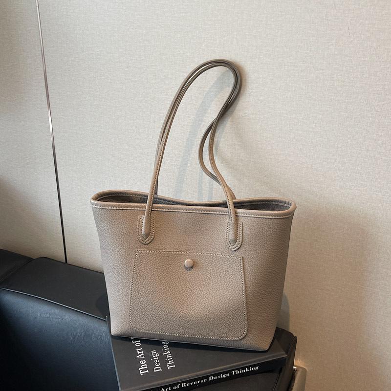Bag Women's New Versatile Shoulder Underarm Bag Large Capacity Class Commuter Hand Carry Tote Bag