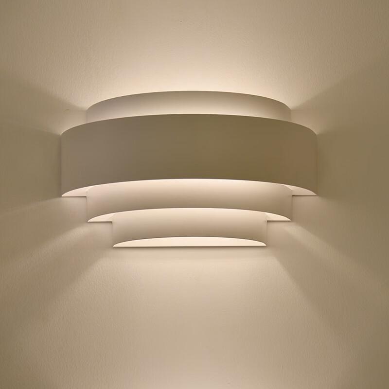 Modern Minimalist Iron Wall Lamp
