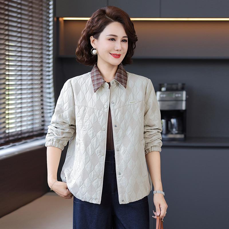 2025 Autumn Stylish Jacket for Middle-Aged and Elderly Women - Versatile, Age-Reducing Casual Outerwear