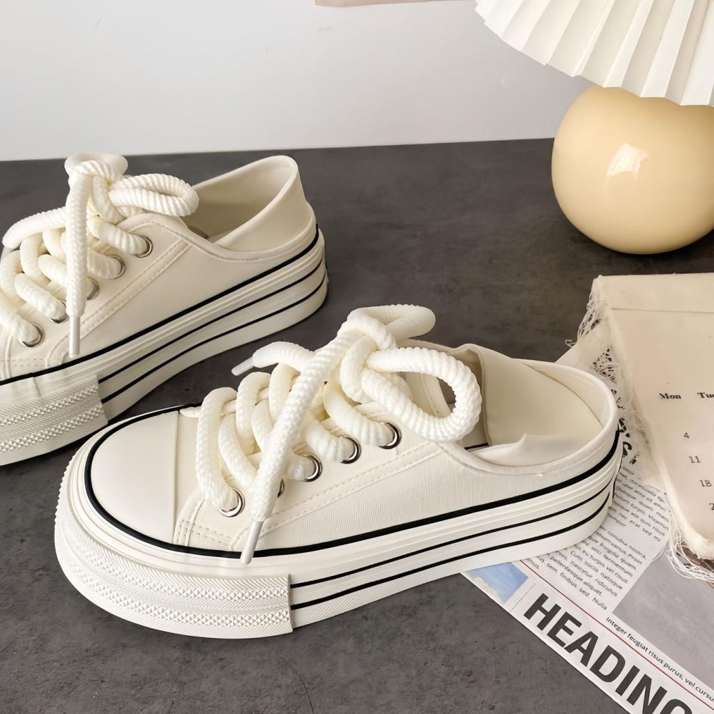 Milk white platform canvas shoes 2025 new summer new niche height increase casual board shoes pedal white shoes women's tide