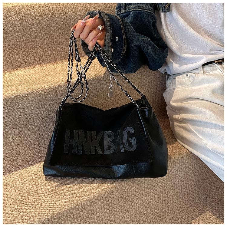 Korean fashion style is coming! New armpit bag, fashion Muse