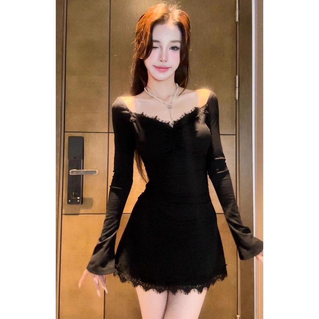 Elegant Lace Trim A-line Mini Dress with Long Sleeves - Sexy & Slimming for Autumn/Winter