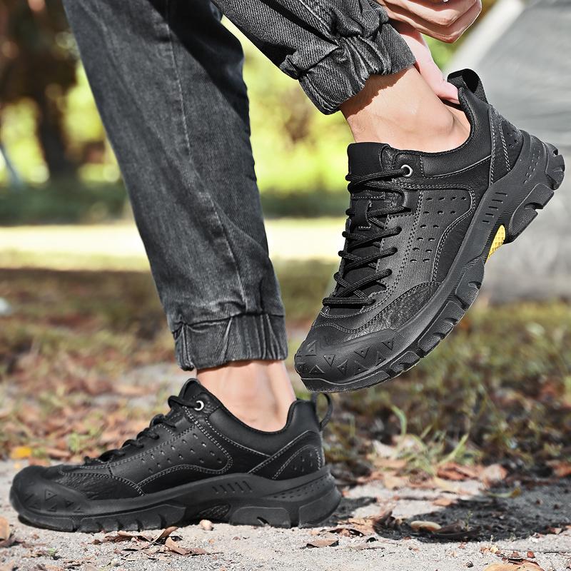 Fashion Men Hiking Shoes Fashion Lightweight Lace Up Sneakers Men Walking Shoes Comfort Non-Slip Wear Resistant Outdoor Climbing Shoes