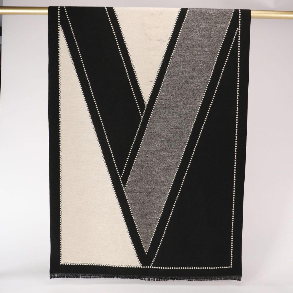 Women's Imitation Cashmere Scarf - Thick, Warm, Dual-Use Shawl for Autumn/Winter 2023 (Korean Style)