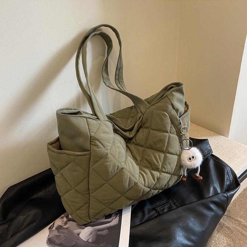 Gepolsterte Handtasche für Damen, verstellbarer Riemen, Rautensteppung, gepolsterte Schultertasche, lässige Reisetasche