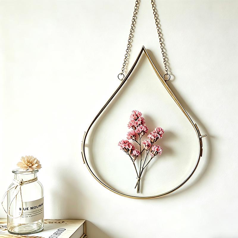 Drop-Shaped Dried Flower Photo Frame - Preserved Floral Decor for Home, Living Room, Weddings, and Parties