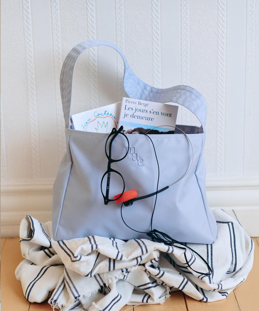Mucu And Ebony Comfy Bag _ Lavender Blue