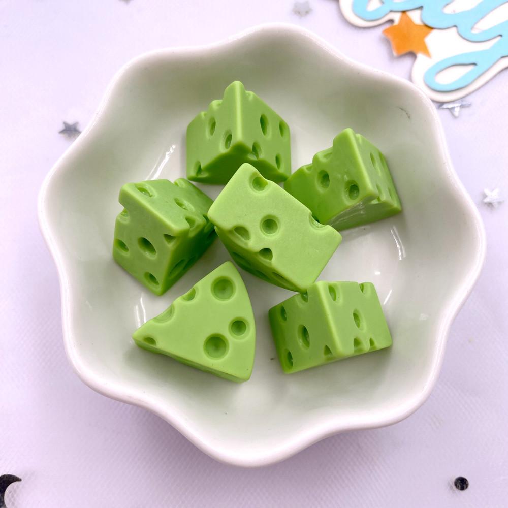 10PCS Resin Kawaii Simulation Cheese Cake Figurines Flat Back Cabochon Candy Home Decor DIY Scrapbook Crafts Jewelry Accessories