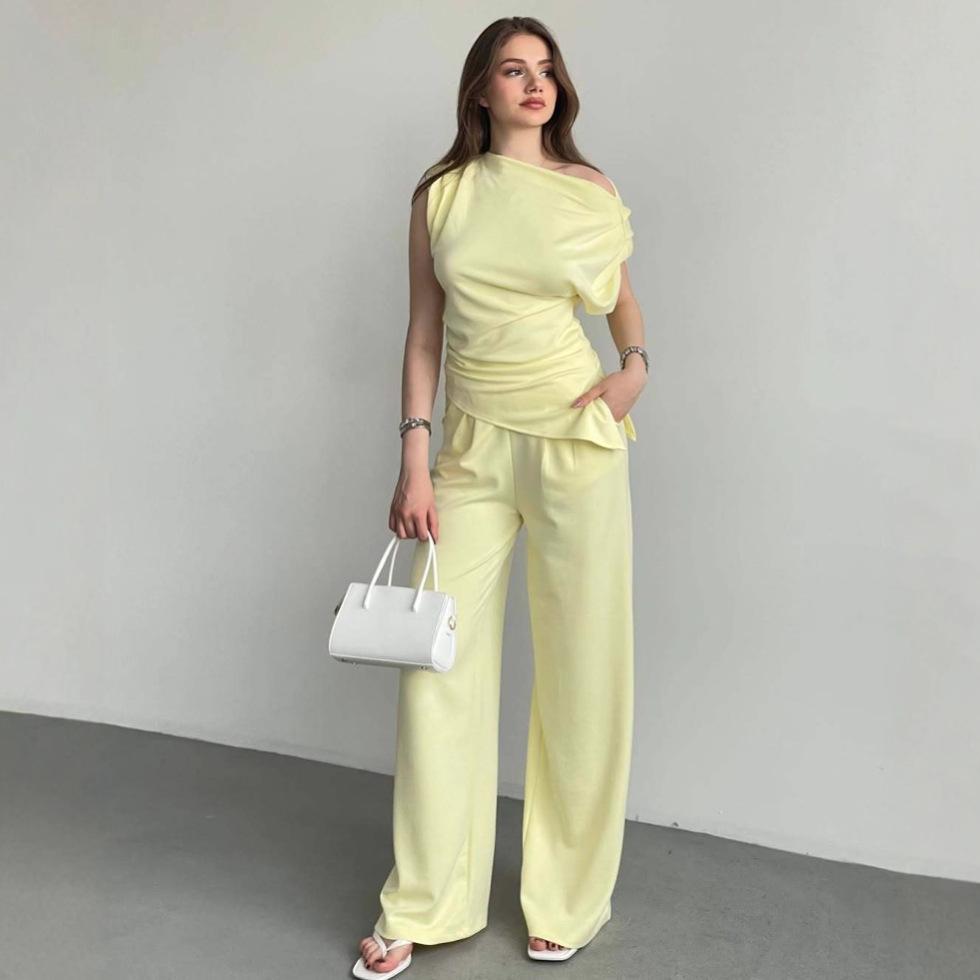 2025 Summer, Europe and the United States Close the Waist and Look Thin, Loose and Comfortable, Slanted Shoulder Commuting, Round Neck Short-sleeved