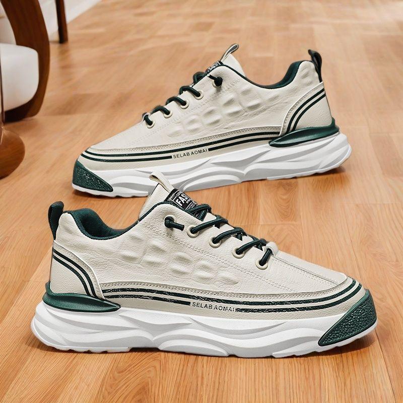Frühlings Herrenschuhe neue atmungsaktive kleine weiße Schuhe Herren trendige vielseitige Plateau-Sneaker lässige Board-Schuhe Dad-Schuhe