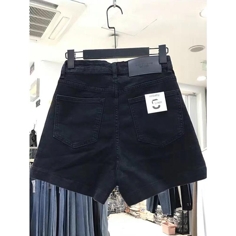 Black Elastic High-Waisted Denim Shorts for Women, Plus Size, Pear-Shaped Hip-Hiding, Slimming A-Line, Summer 2025.