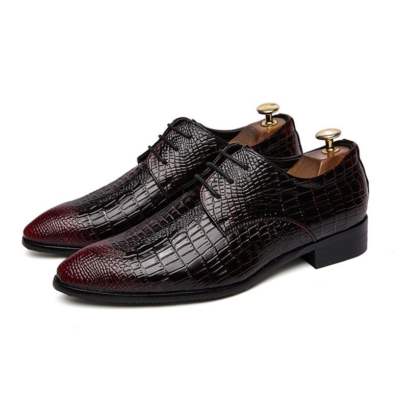 Crocodile pattern leather shoes men's Korean version of trendy casual men's shoes foreign trade British style business dress men's leather shoes