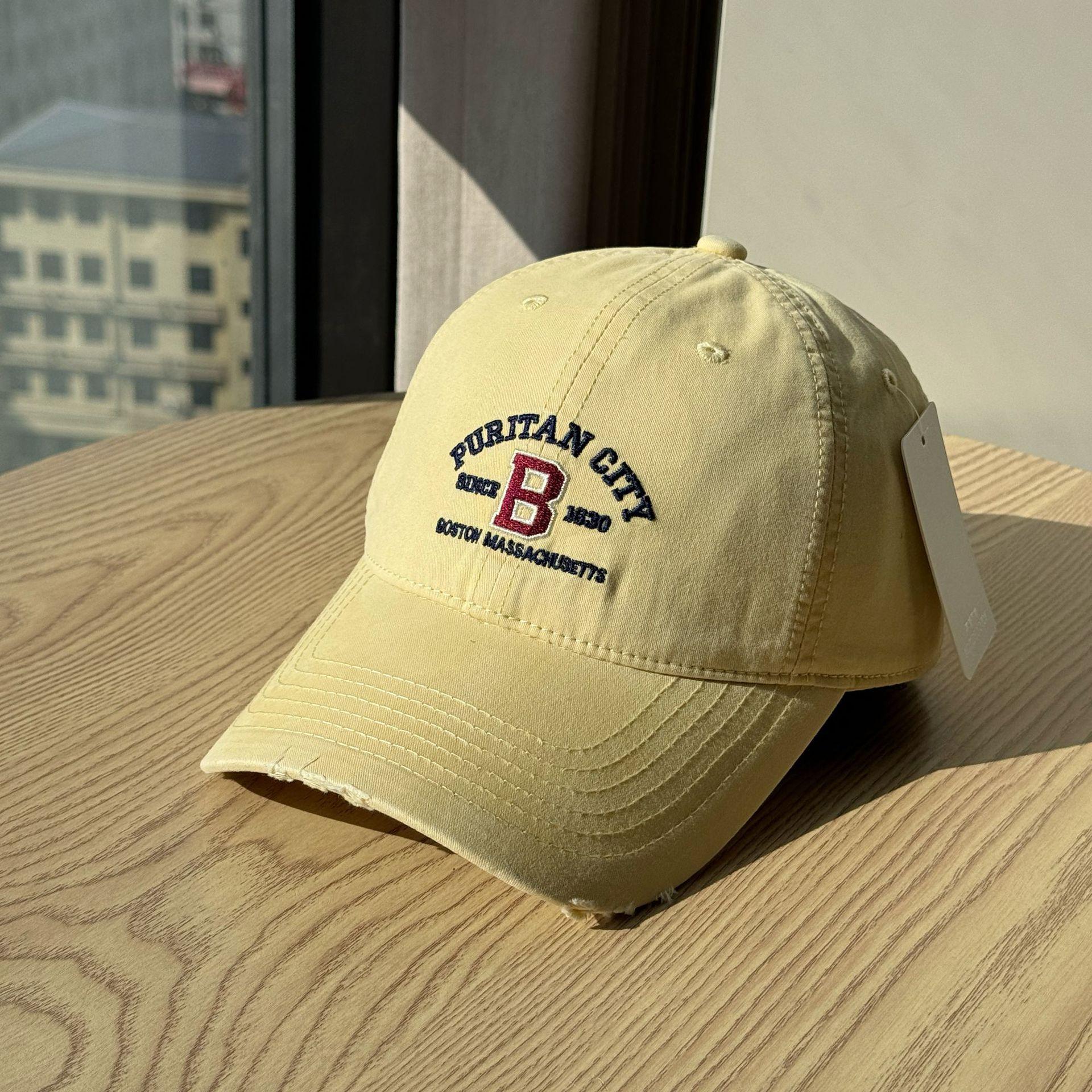 

Korean style women s baseball cap2026New soft-top baseball cap with a deeper fit for larger head sizes, makes the face appear smaller, sun Adult54-60Adjustable жовтий