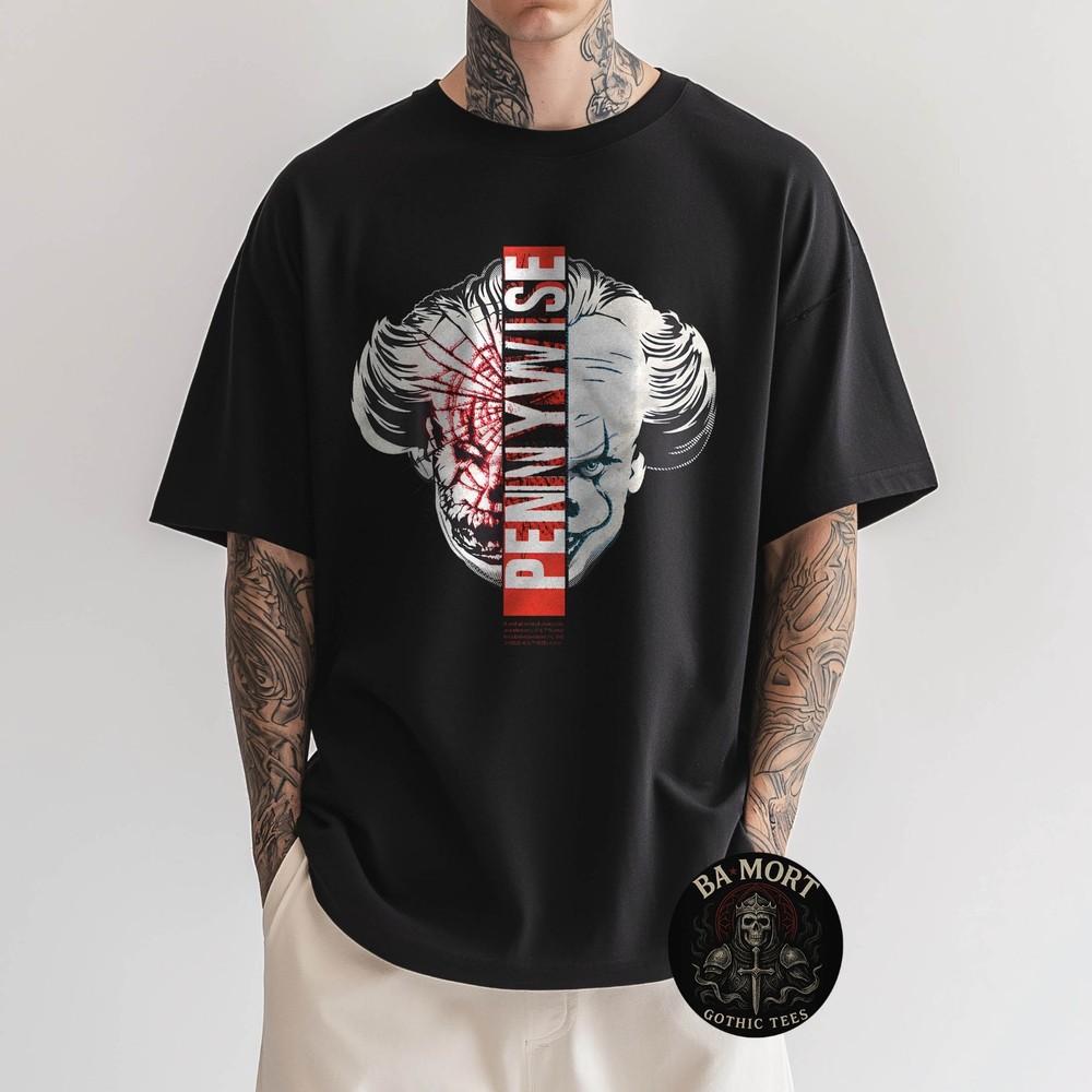 Pennywise Horror Clown Graphic Split Face Design TShirt Unisex T-Shirt S