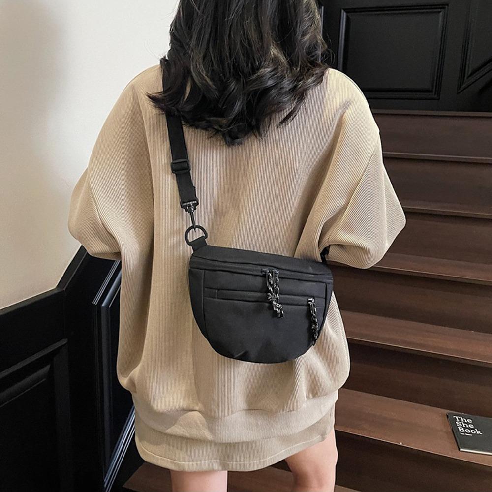 

Large Capacity Dumpling Shoulder Bag Waterproof Sports Crossbody Bag Nylon Half Moon Bags Unisex чорний