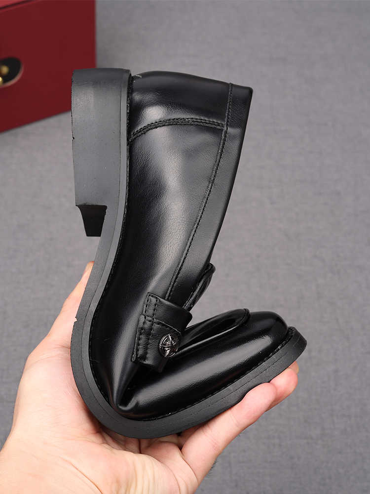 Fashion New Arrival Men's Loafers Pointed Black Comfort Business Flats Shoes Male Designer Homecoming Wedding Dress Footwear