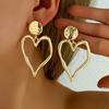 Fashionable Love Earrings Elegant Earrings Simple and High-end Design Suitable for Daily Wear