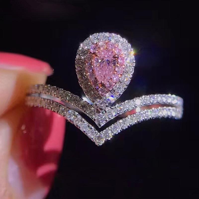 Platinbeschichteter Moissanit Quadratischer Cluster Ring für Damen Prinzessschliff Verlobungsring Simulierte Diamanten