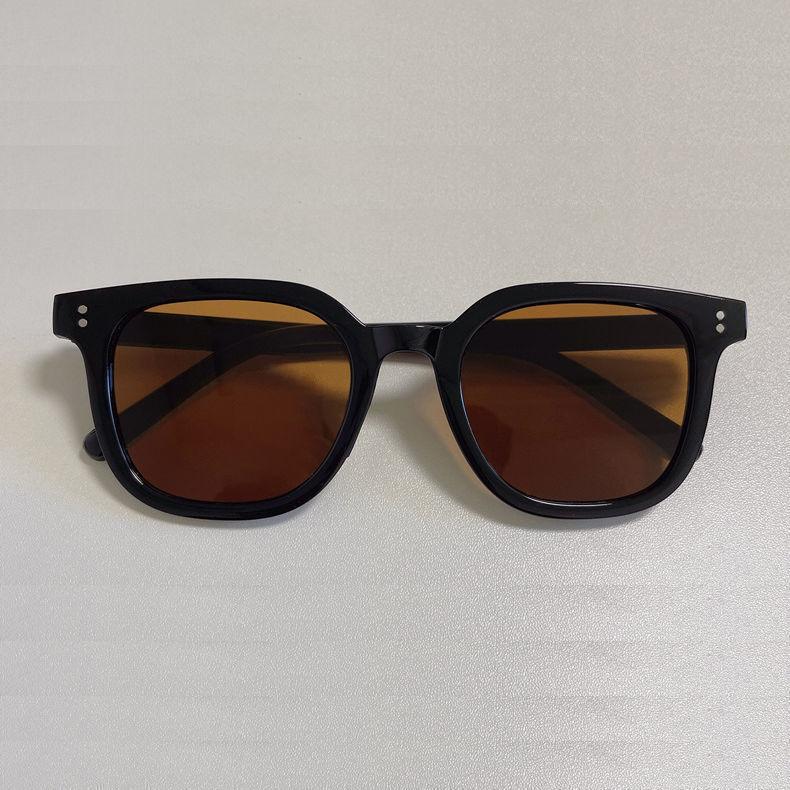 Multicolor Sunglasses Blush Gradient Sunglasses Summer Beauty Artifact Camellia Oleifera Abel. Sunglasses