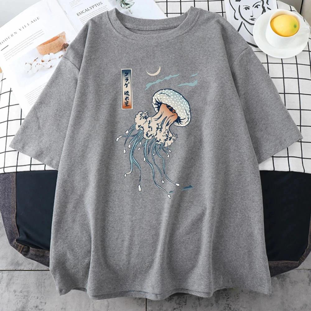 Swimming Colorful Jellyfish Print Men T-Shirt Japanese Harajuku O-Neck Tops All-math Oversize Vintage Unisex Cotton Short Sleeve