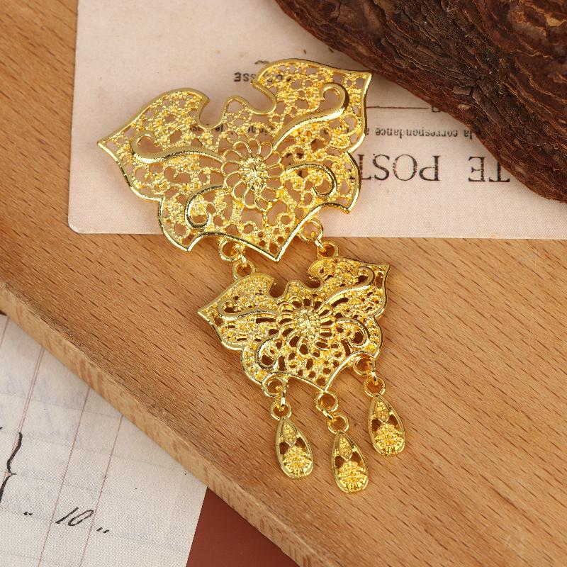 

Изысканная женская брошь-бутоньерка с кисточками, бриллиантовый ажурный стиль, универсальные украшения для одежды, подарок золотой