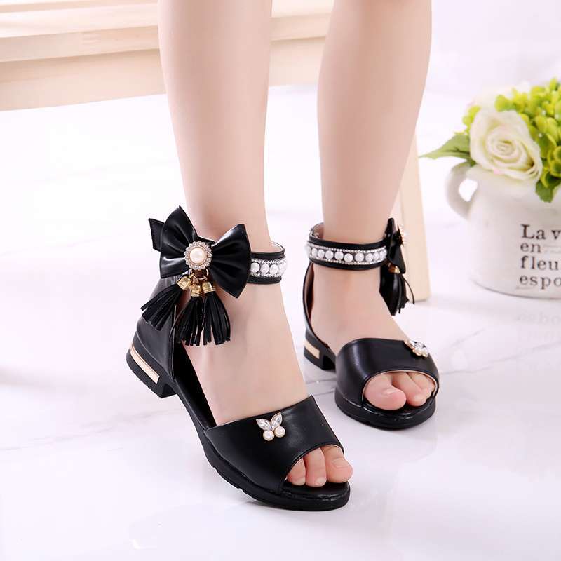 Girls sandals 2025 new children's Roman shoes summer princess shoes middle and older children's student shoes Korean version of soft-soled sandals