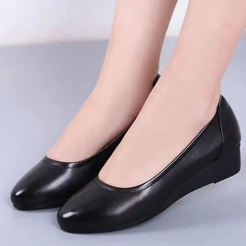 Live Soft Leather Soft Sole Mother Shoes Flat Bottom Wear Resistant Waterproof Bow Work Shoes Micro Business Group Buying