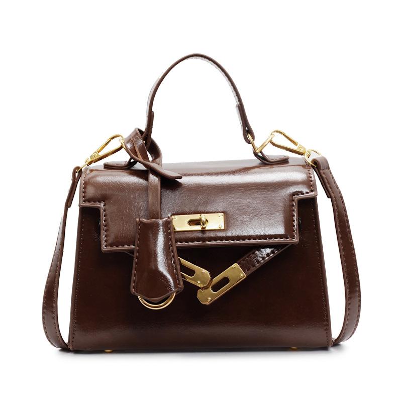 Textured Lock Portable Small Square Bag Women's 2025 New Versatile Classic Shoulder Messenger Bag Fashion Kelly Bag