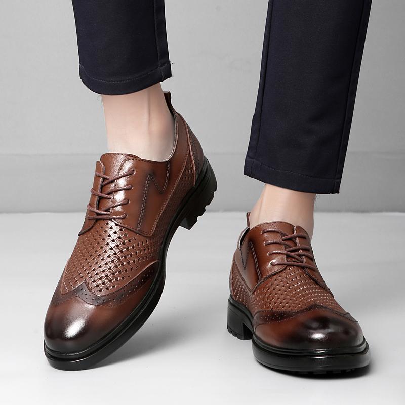 Fashion New Male Lace-Up Flats Genuine Leather Mens Oxford Shoes Hollow Out Casual Dress Shoes Trend Versatile Man Business Footwear
