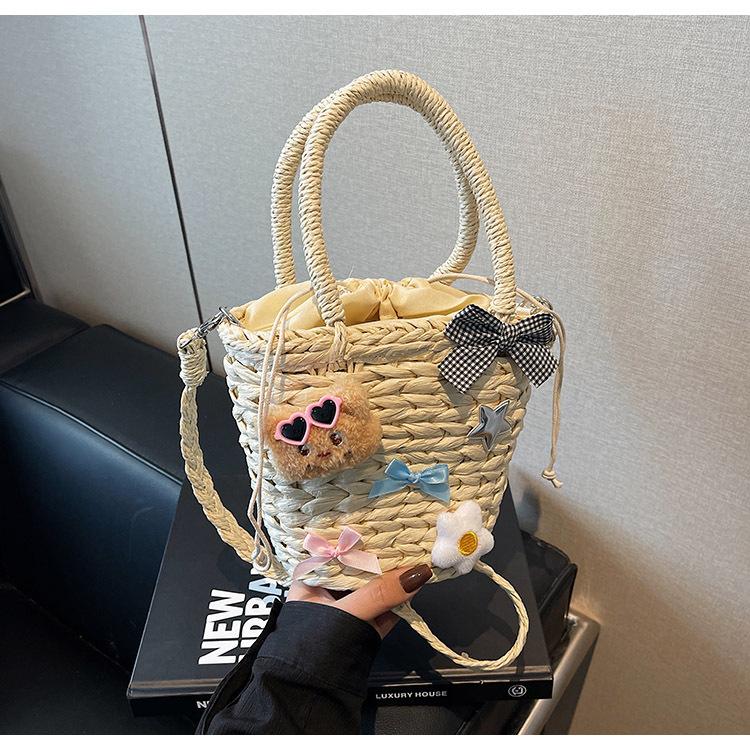 Simple Beach Woven Bag Women's Fashion Straw Woven Bag Handwoven Vegetable Basket Niche Messenger Bag