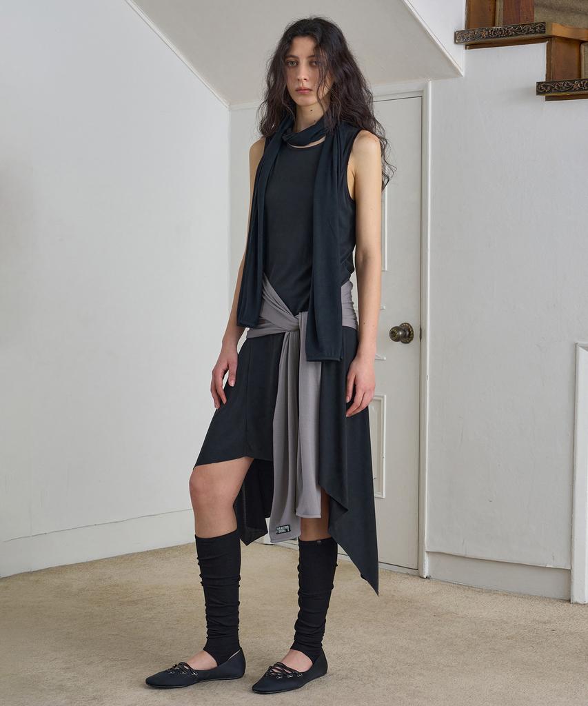Simeteuligpeosenteu Unbalance Hool Dress / Black