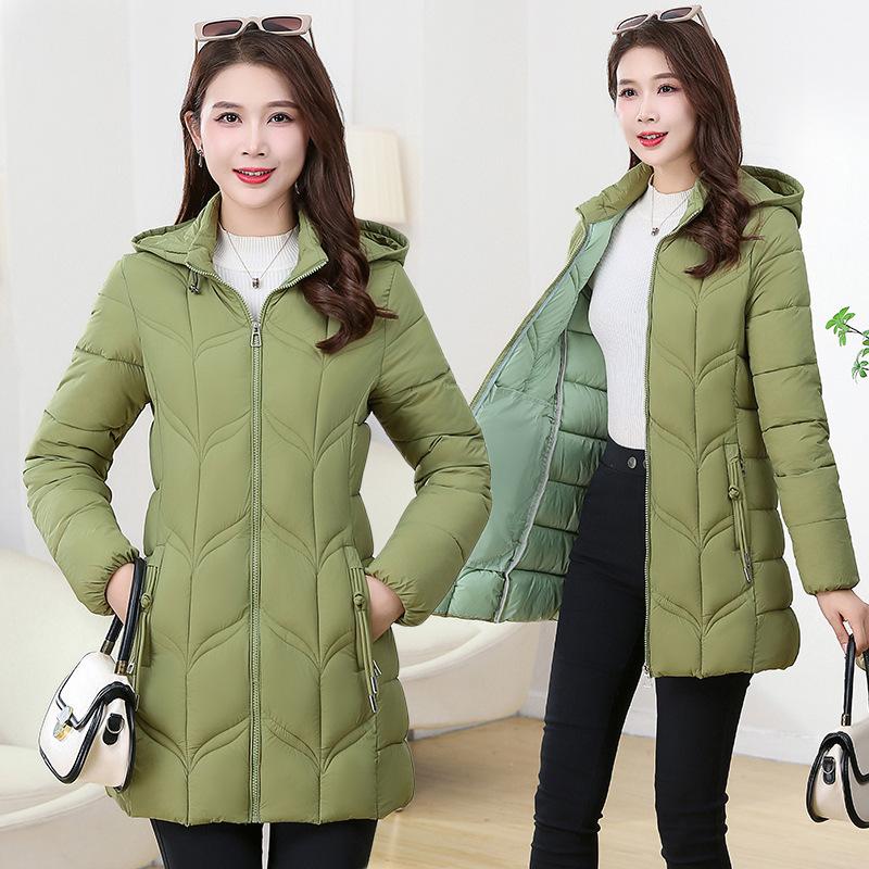 Women's Long, Stylish, and Slimming Winter Coat – Warm and Fashionable, with Extra Padding for Added Warmth.