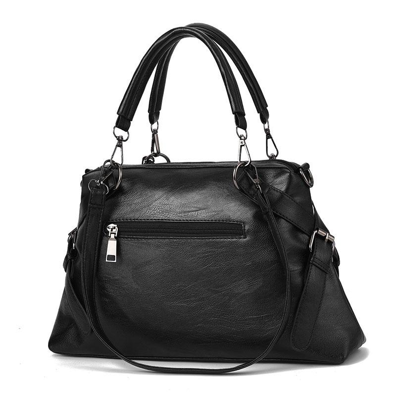 New fashionable portable large bag, soft leather contrasting colors, large-capacity versatile shoulder bag.