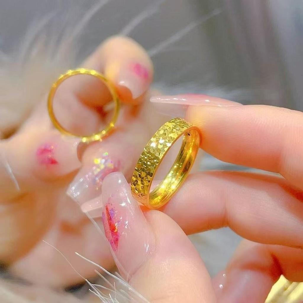 Triangular Crushed Ice Women's Gold Bangle - Luxury Niche High-End Sand Gold Jewelry