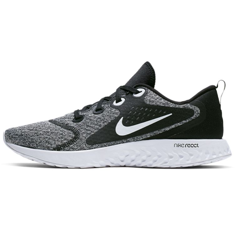 

Мужские кроссовки Nike Legend React Black бело-белые AA1625-009