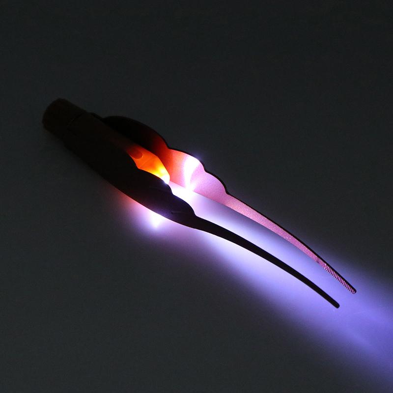 Pęseta do czyszczenia uszu dla niemowląt, miękkie wykałaczki do uszu, latarka LED, skrobaczka do woskowiny, narzędzia do czyszczenia uszu z lupą, usuwanie woskowiny