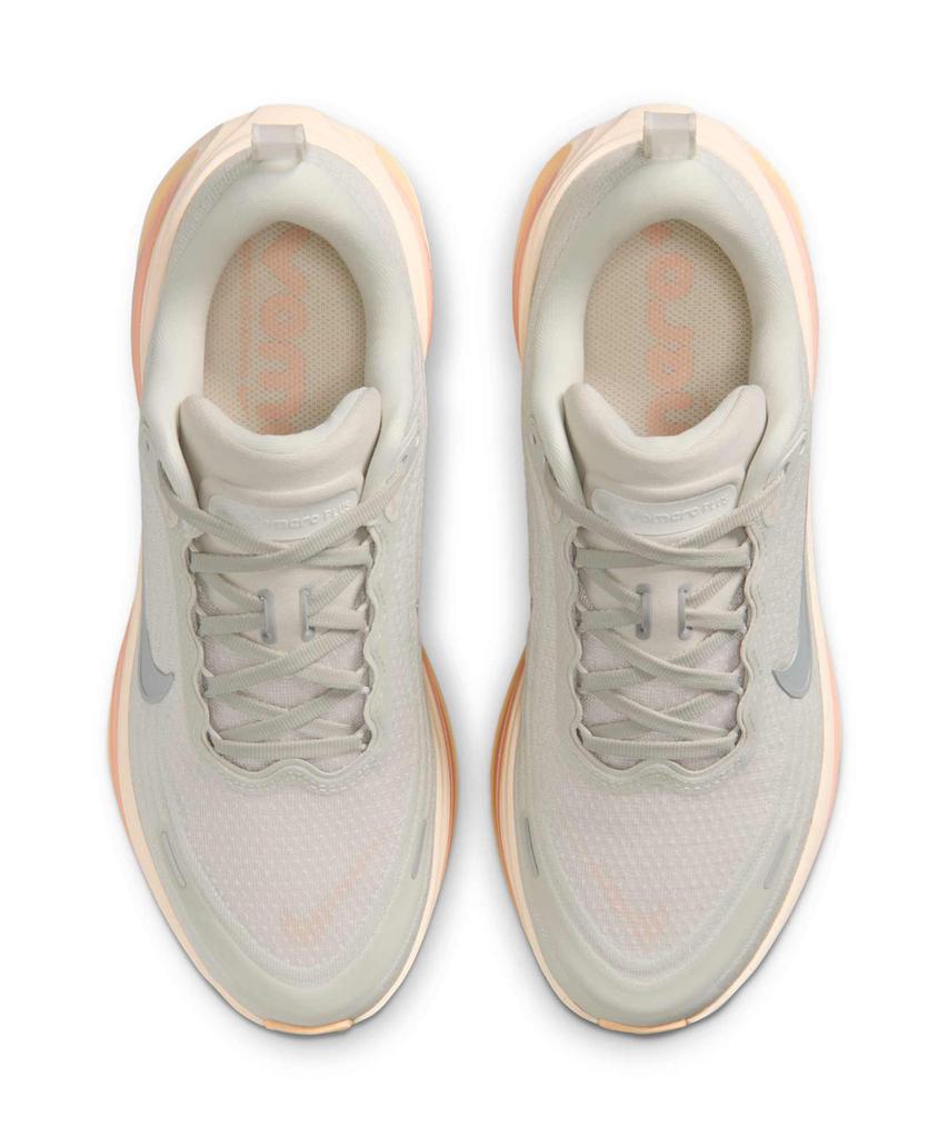 Nike Vomero Plus W - Light Bone: Arctic Orange: Ice Peach: Metallic Silver / Hv8154-012