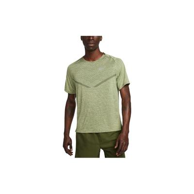 T-shirt męski z krótkim rękawem i okrągłym dekoltem z logo na całej powierzchni Matcha DM4753-326