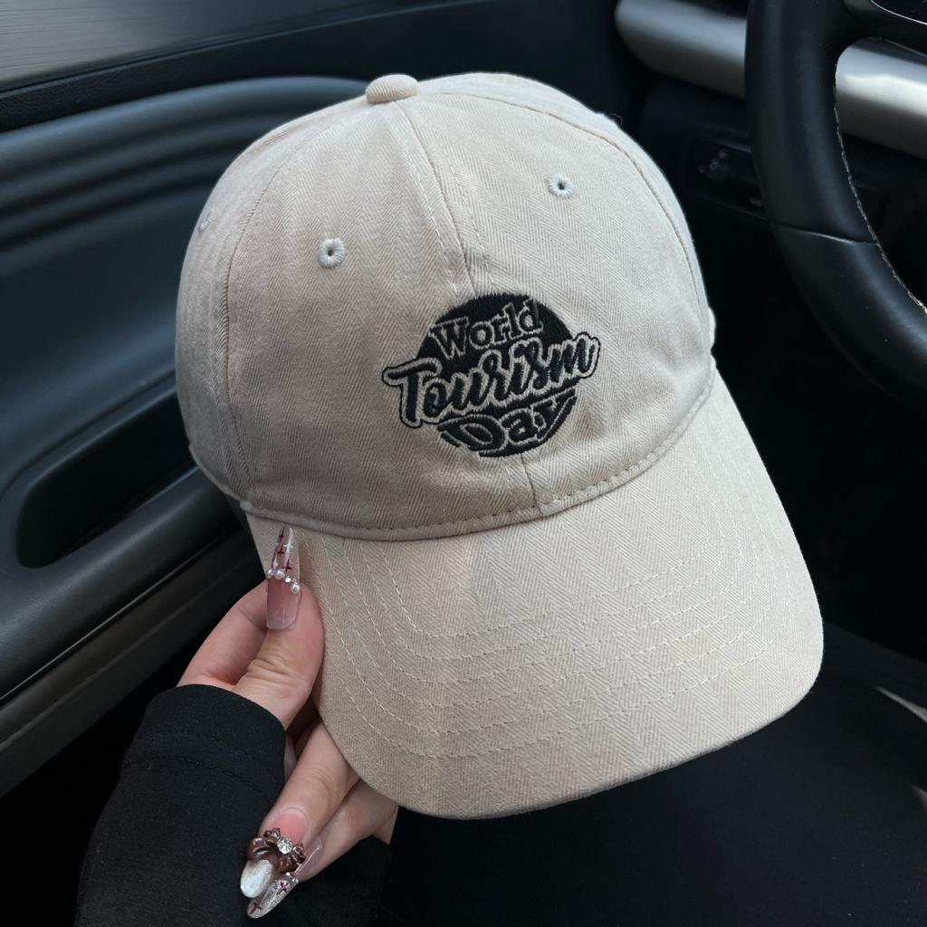 Vintage American trendy baseball cap new autumn and winter female face small embroidery letter cap black gray