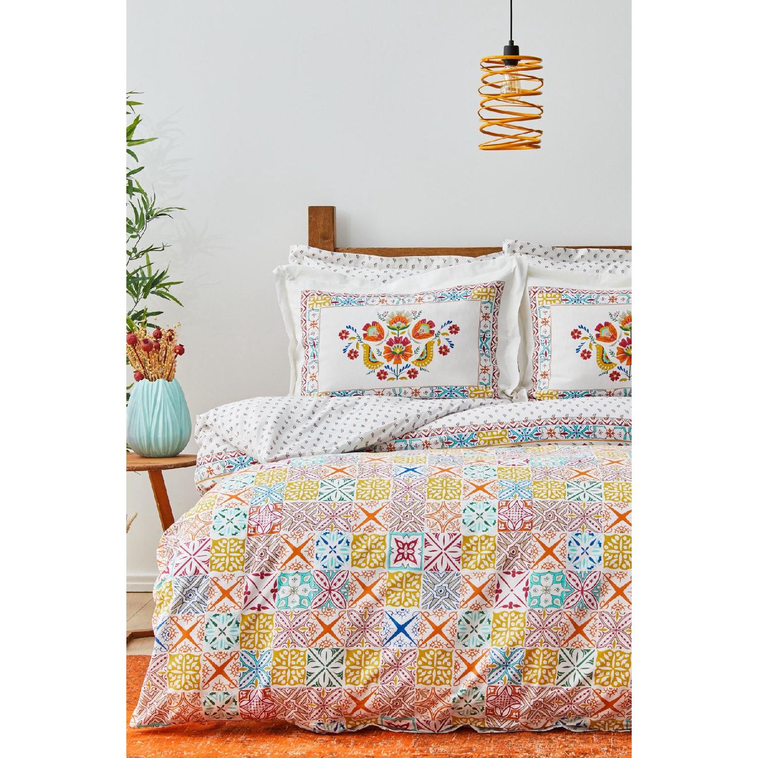 

Lumina Yellow 100% Cotton Double Duvet Cover Set