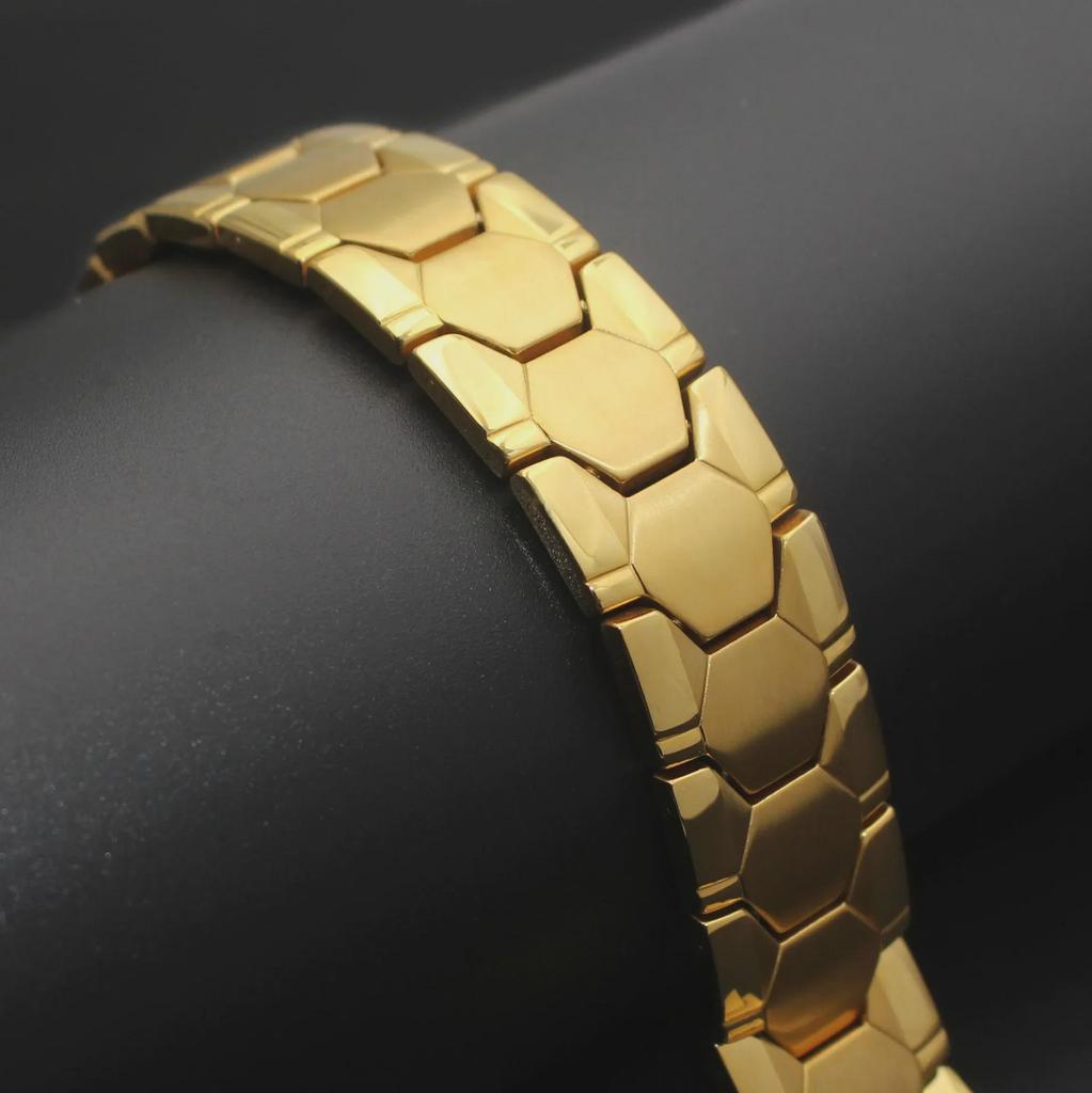 Modna szeroka bransoletka: Dominujący kamień germanowy dla mężczyzn i kobiet, styl europejski/amerykański, ziarno magnetyczne, projekt cztery w jednym